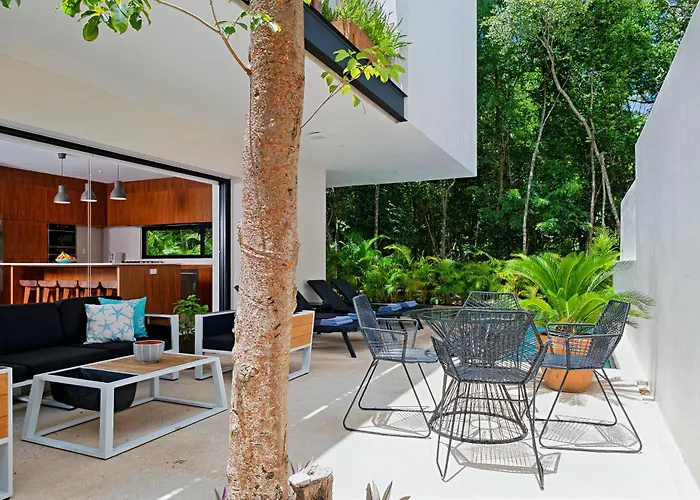 Lux Heated Pool And Cenote Access